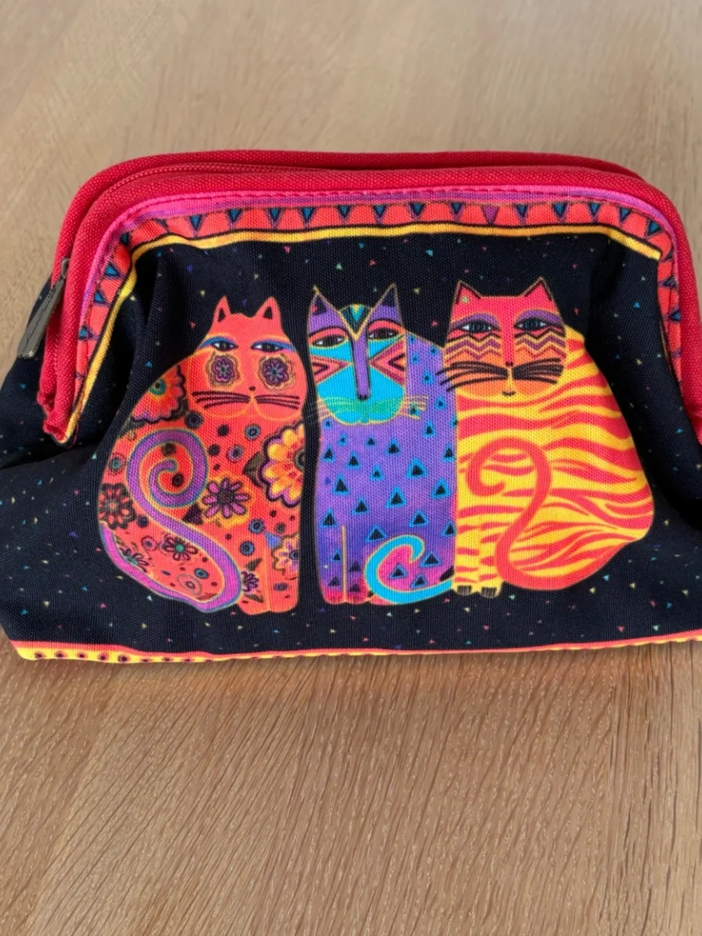 NWT Laurel Burch Cats Toiletry Cosmetic Bag